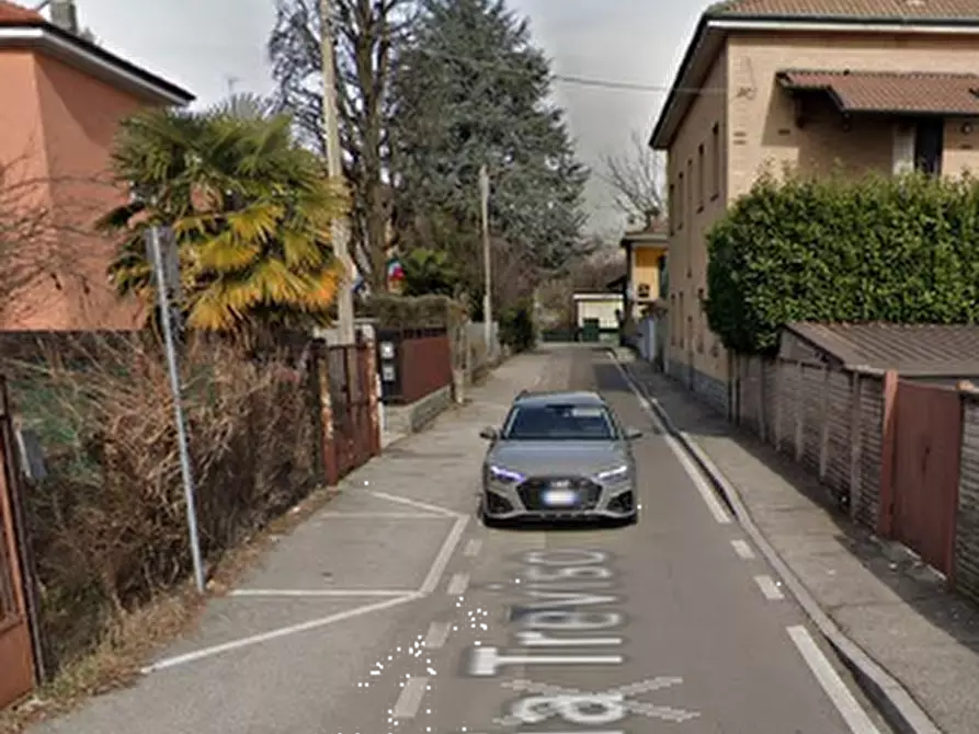 Immagine 11 di Appartamento in vendita  in Via Treviso a Cesano Maderno