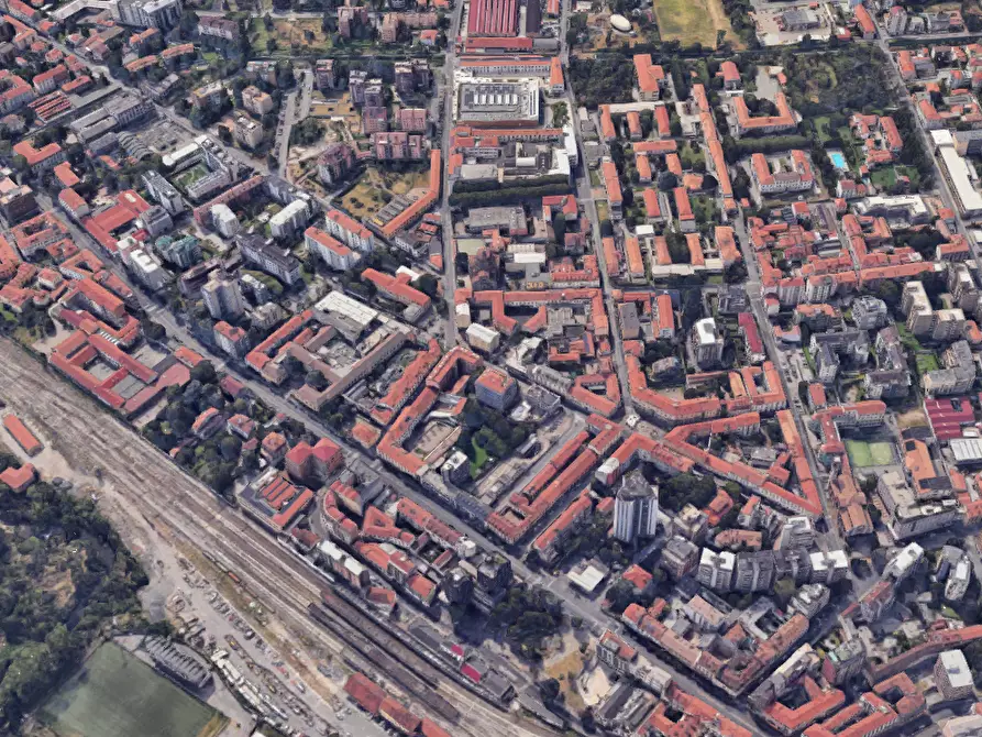 Immagine 1 di Appartamento in vendita  in Via Volturno a Monza