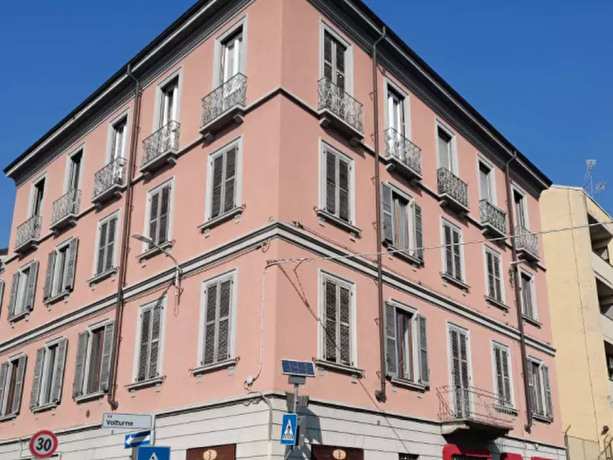 Immagine 1 di Appartamento in vendita  in Via Volturno a Monza