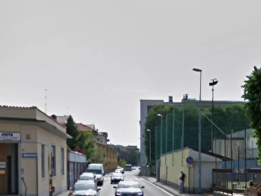 Immagine 9 di Appartamento in vendita  in Via Volturno a Monza