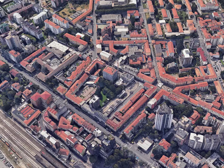 Immagine 10 di Appartamento in vendita  in Via Volturno a Monza