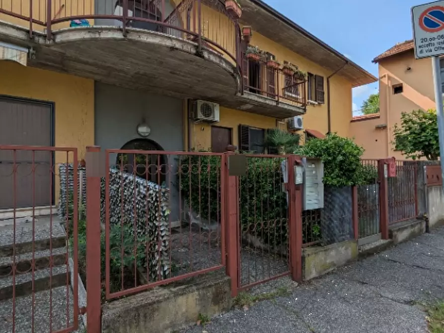 Immagine 1 di Appartamento in vendita  in Via Cascina Offelelera a Agrate Brianza