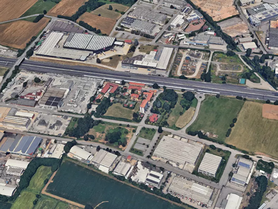 Immagine 8 di Appartamento in vendita  in Via Cascina Offelelera a Agrate Brianza