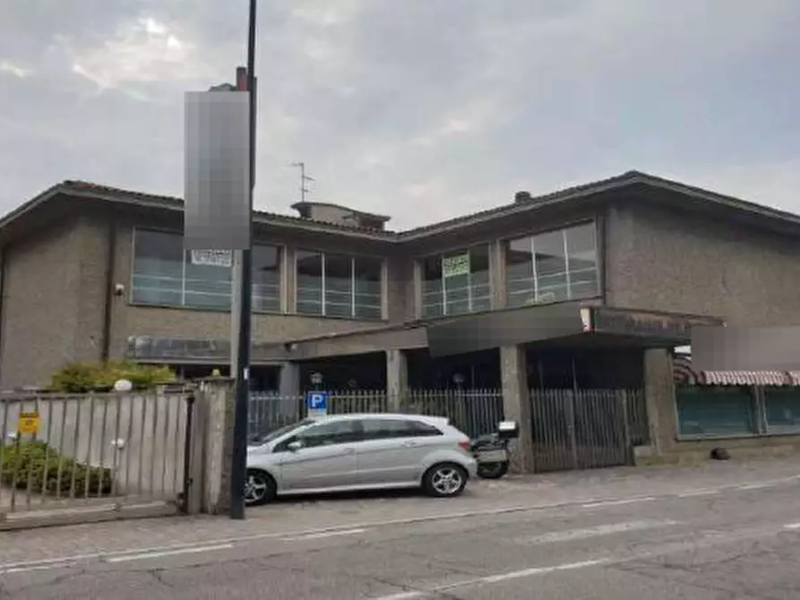 Immagine 1 di Capannone industriale in vendita  in Via XXV Aprile a Limbiate