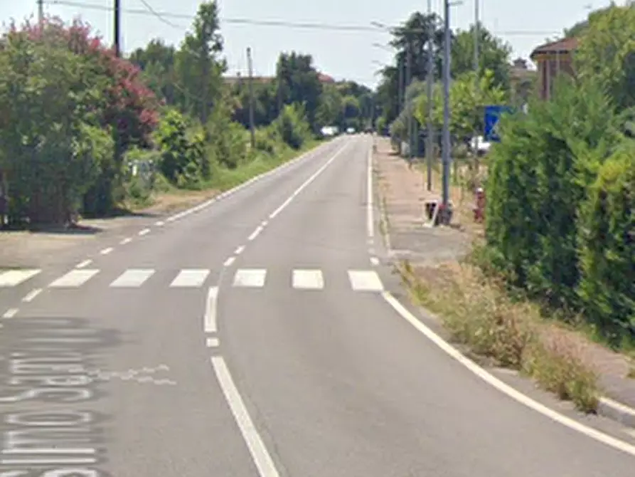 Immagine 10 di Villetta a schiera in vendita  in Via Samoggia  a Reggio Nell'emilia