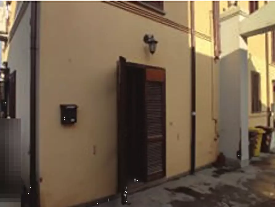 Immagine 4 di Appartamento in vendita  in Via Tosca Fiesoli a Campi Bisenzio