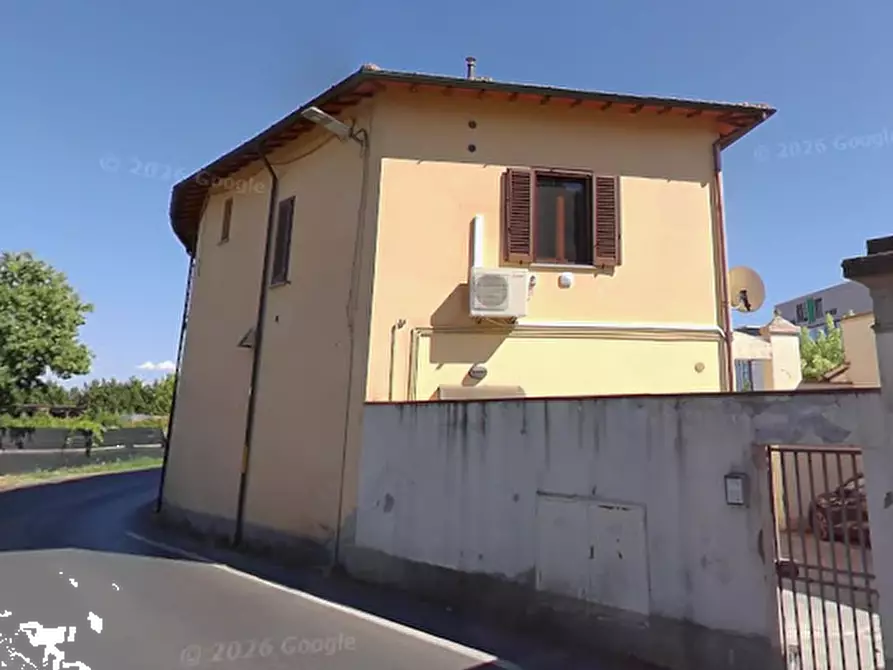 Immagine 2 di Appartamento in vendita  in Via Tosca Fiesoli a Campi Bisenzio