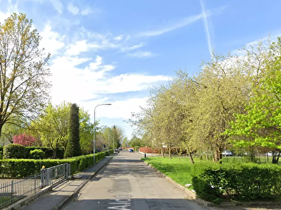 Immagine 9 di Appartamento in vendita  in Via A. Garzanti  a Reggio Nell'emilia