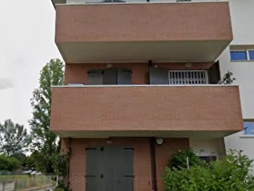 Immagine 9 di Appartamento in vendita  in Via Ubaldo Comandini  a Ravenna