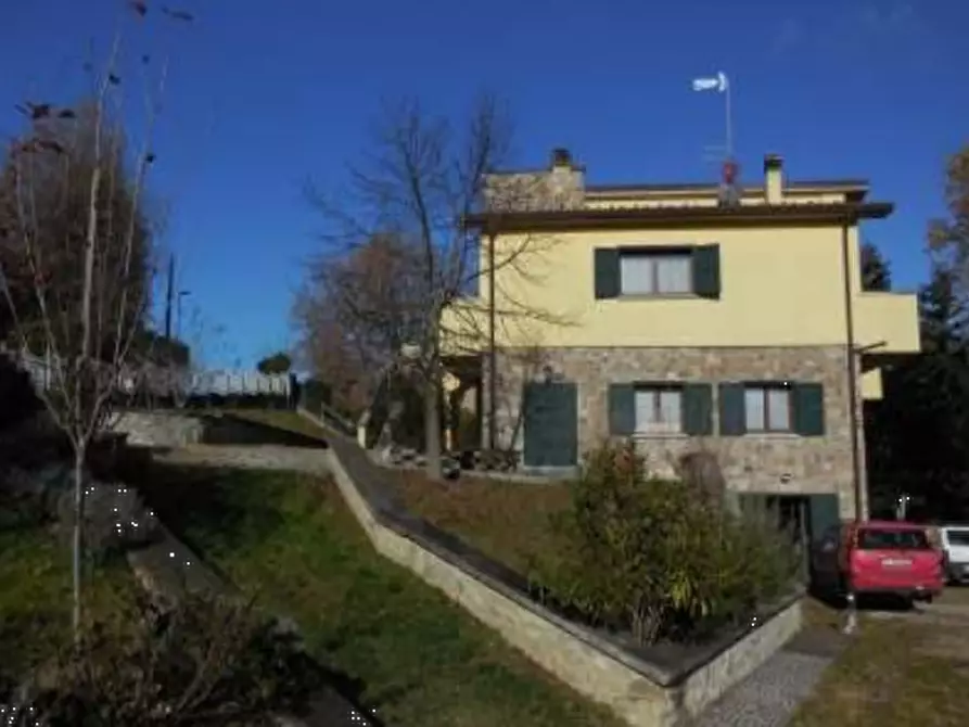Immagine 6 di Casa indipendente in vendita  in Via Giacomo Puccini a Loiano