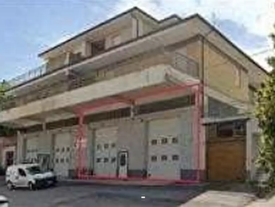 Immagine 2 di Laboratorio in vendita  in Via Fermana Sud a Montegranaro