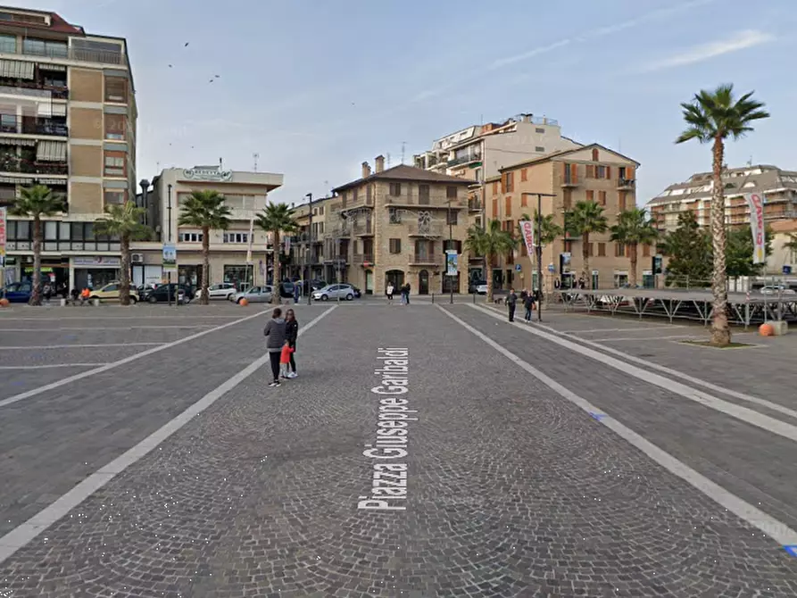 Immagine 6 di Appartamento in vendita  in Corso Giuseppe Garibaldi a Sant'elpidio A Mare