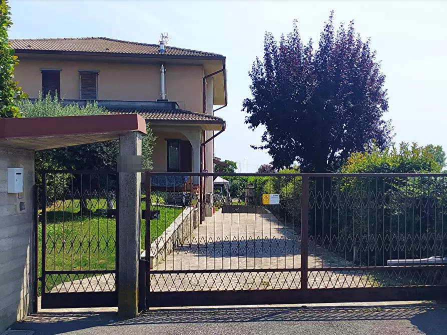 Immagine 8 di Casa indipendente in vendita  in via Gasgnoli a Urgnano