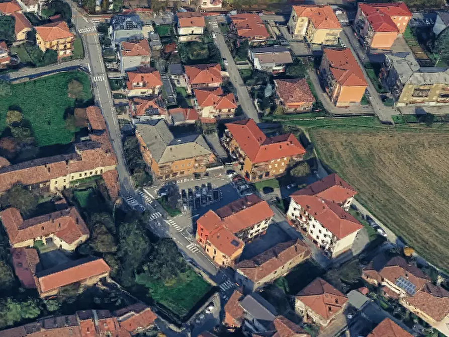 Immagine 8 di Negozio in vendita  in Via Capersegno  a Presezzo