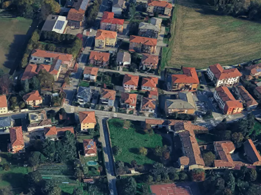 Immagine 11 di Negozio in vendita  in Via Capersegno  a Presezzo