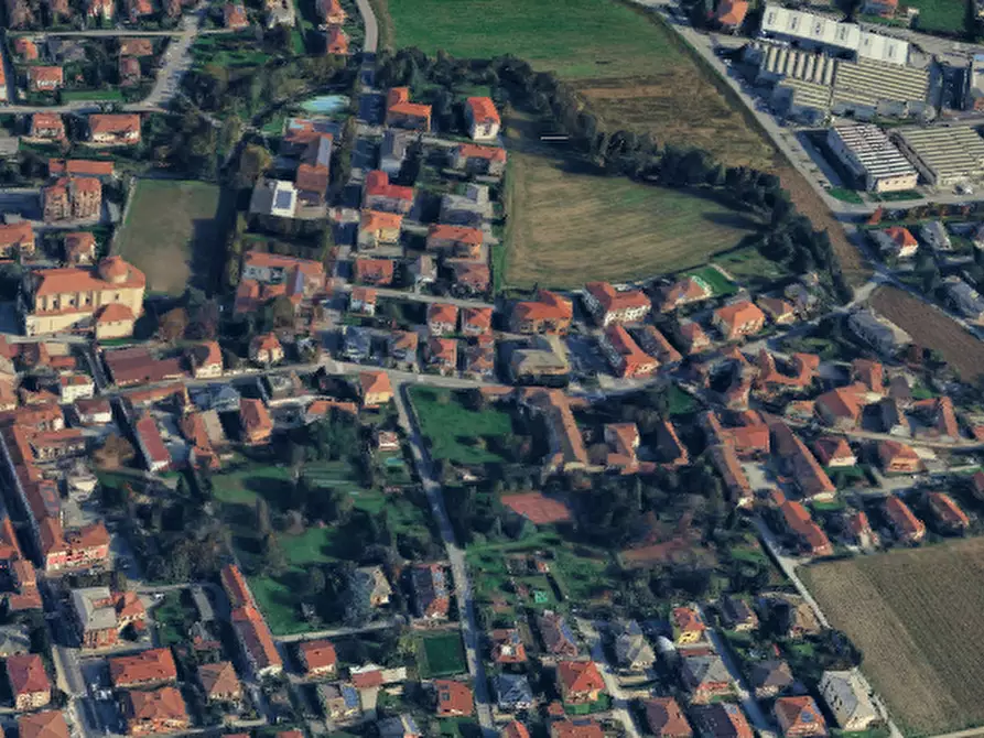 Immagine 13 di Negozio in vendita  in Via Capersegno  a Presezzo