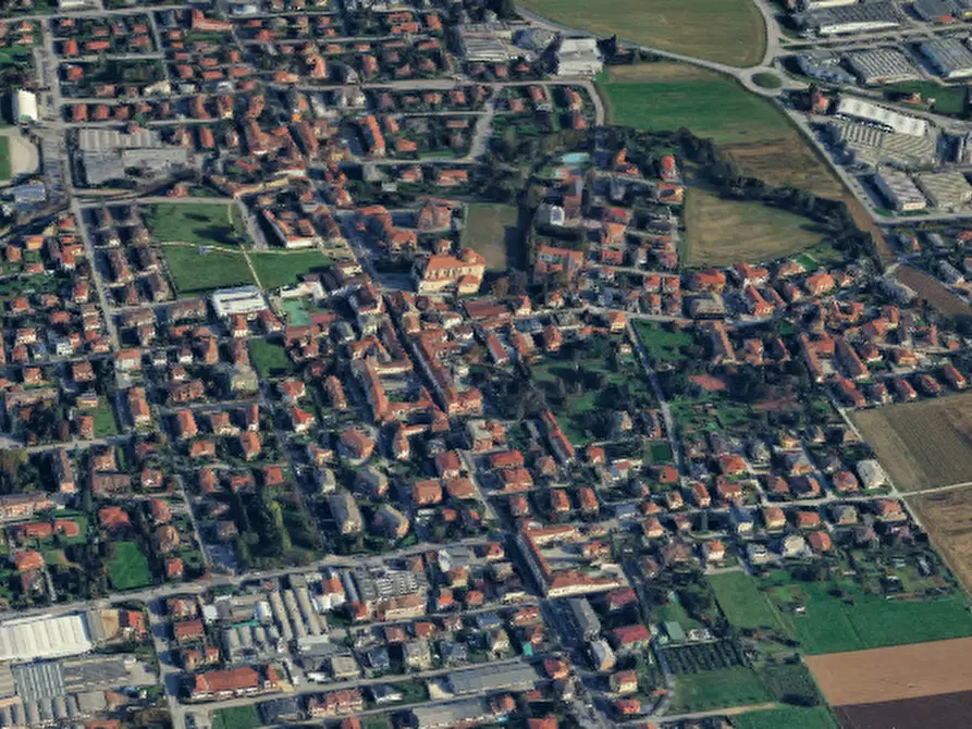 Immagine 15 di Negozio in vendita  in Via Capersegno  a Presezzo