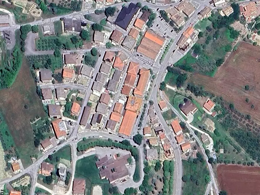 Immagine 16 di Appartamento in vendita  in Via G. Verdi a Monte San Pietrangeli