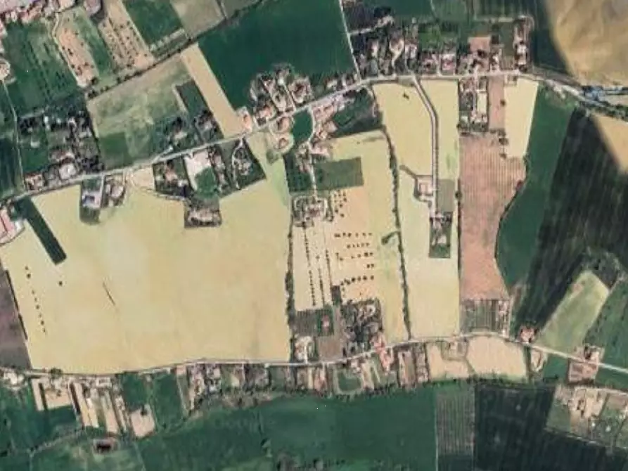 Immagine 8 di Terreno agricolo in vendita  in Via Castiglionese a Fermo