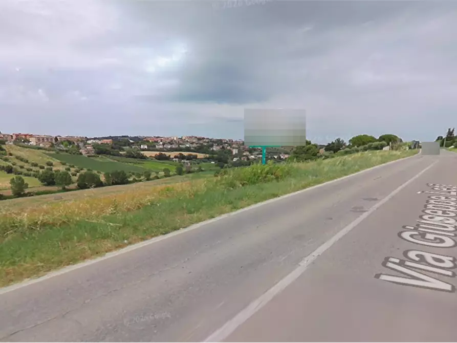 Immagine 10 di Terreno agricolo in vendita  in Via Castiglionese a Fermo