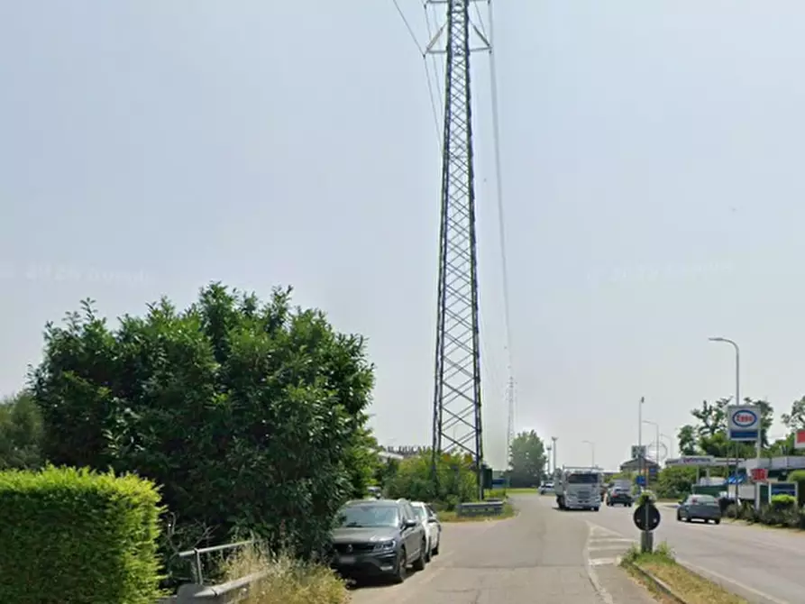 Immagine 7 di Appartamento in vendita  in Viale Industria a Vigevano