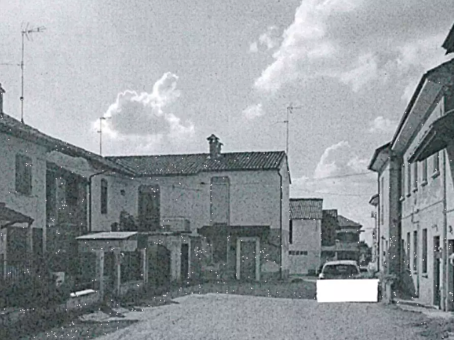 Immagine 2 di Appartamento in vendita  in Via Cavallotti a Linarolo
