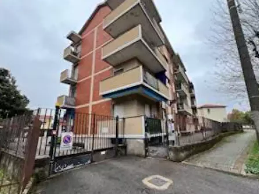 Immagine 3 di Appartamento in vendita  in Via Novara a Abbiategrasso