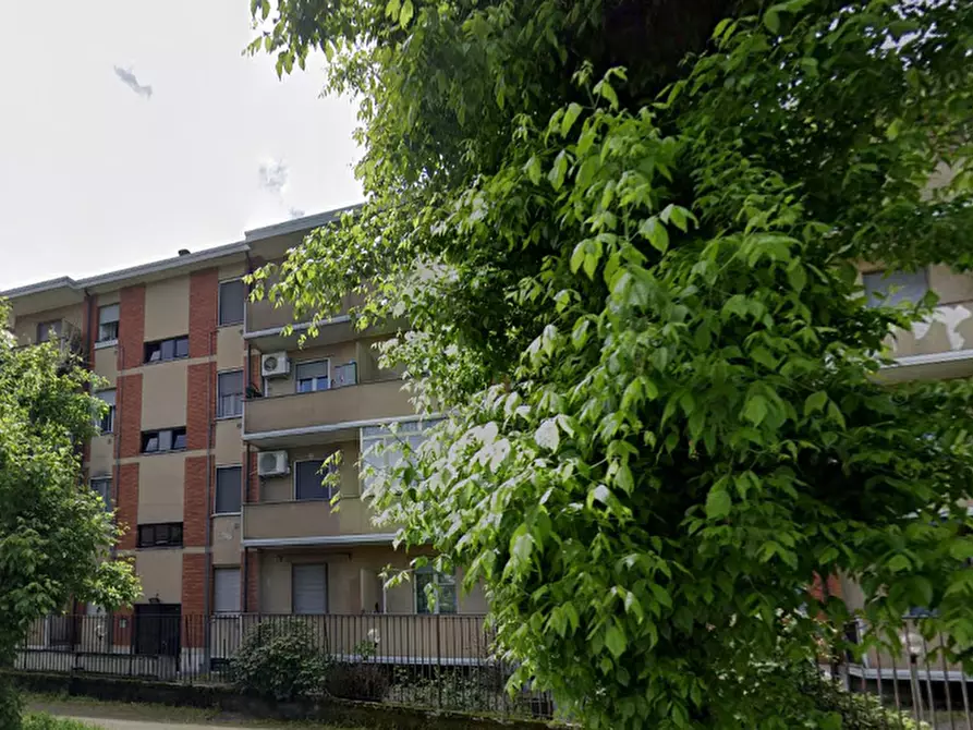 Immagine 5 di Appartamento in vendita  in Via Novara a Abbiategrasso