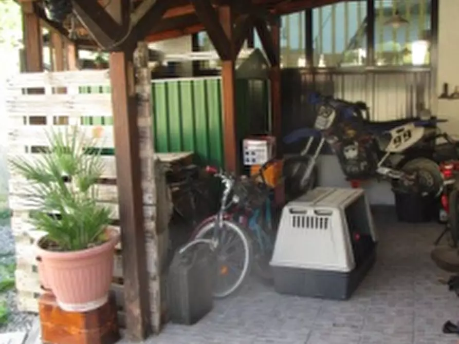 Immagine 3 di Appartamento in vendita  in Via Carviano di Savignano a Grizzana Morandi