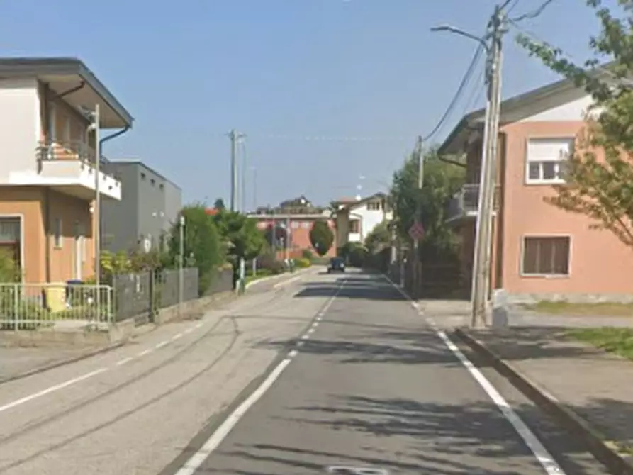 Immagine 11 di Appartamento in vendita  in Via Crocetta a Cavaria Con Premezzo