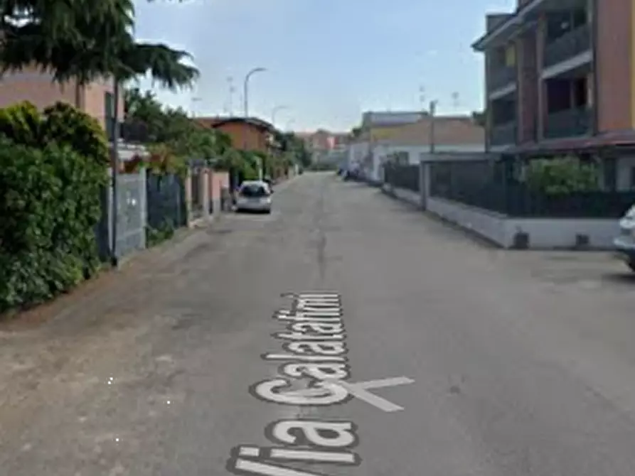 Immagine 19 di Appartamento in vendita  in Via Calafimi a Vigevano