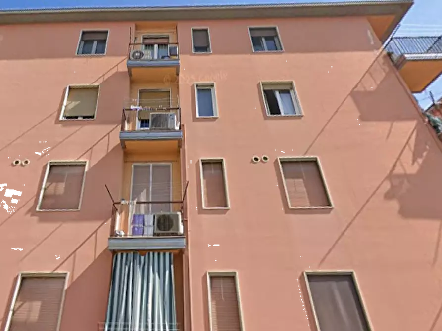 Immagine 11 di Appartamento in vendita  in Via Calafimi a Vigevano