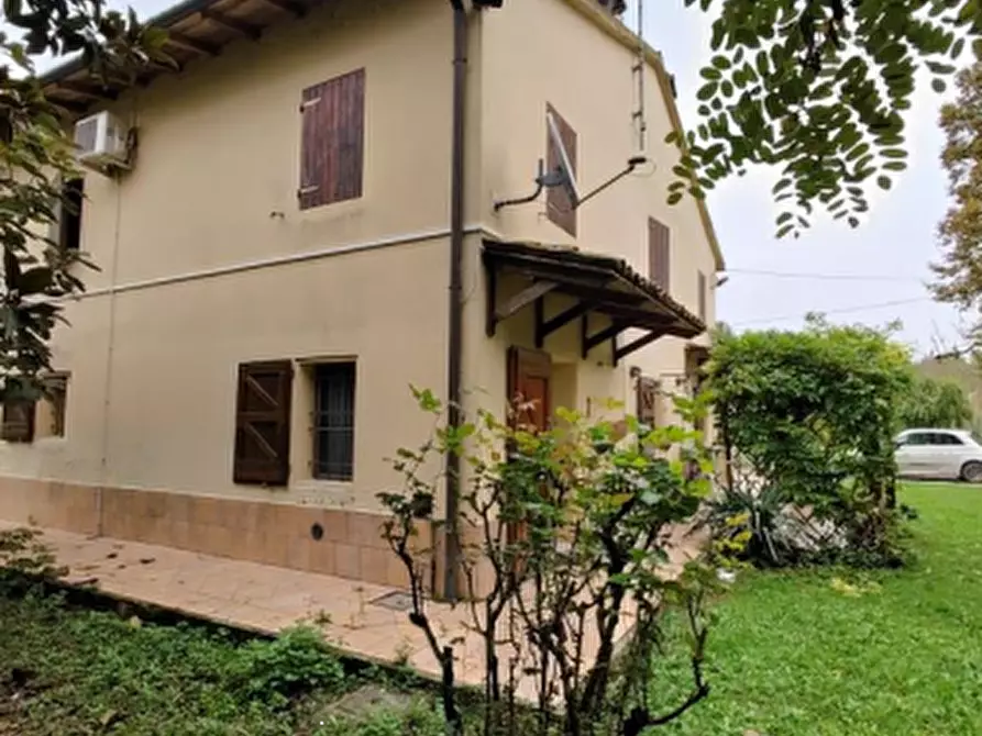 Immagine 4 di Casa indipendente in vendita  in Via Merlo  a Imola