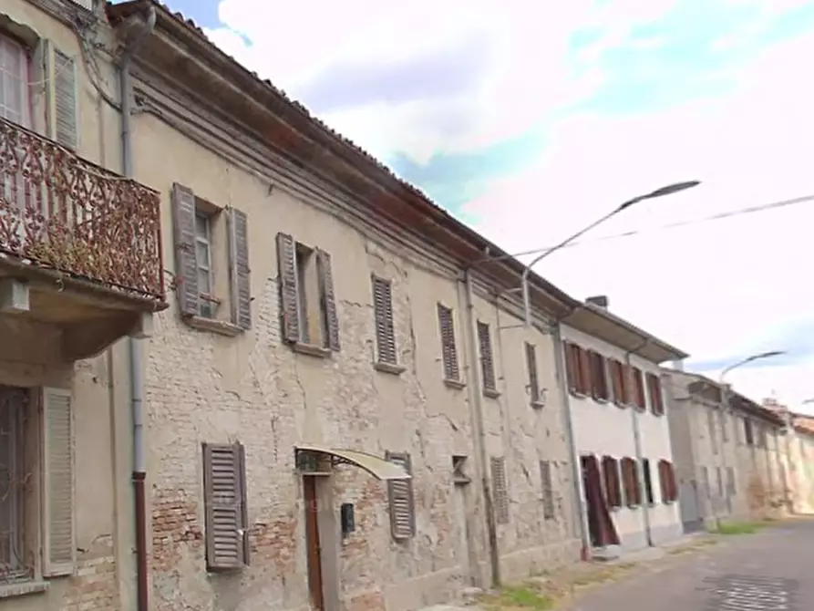 Immagine 4 di Appartamento in vendita  in Via Piccola Vedetta Lombarda a Voghera