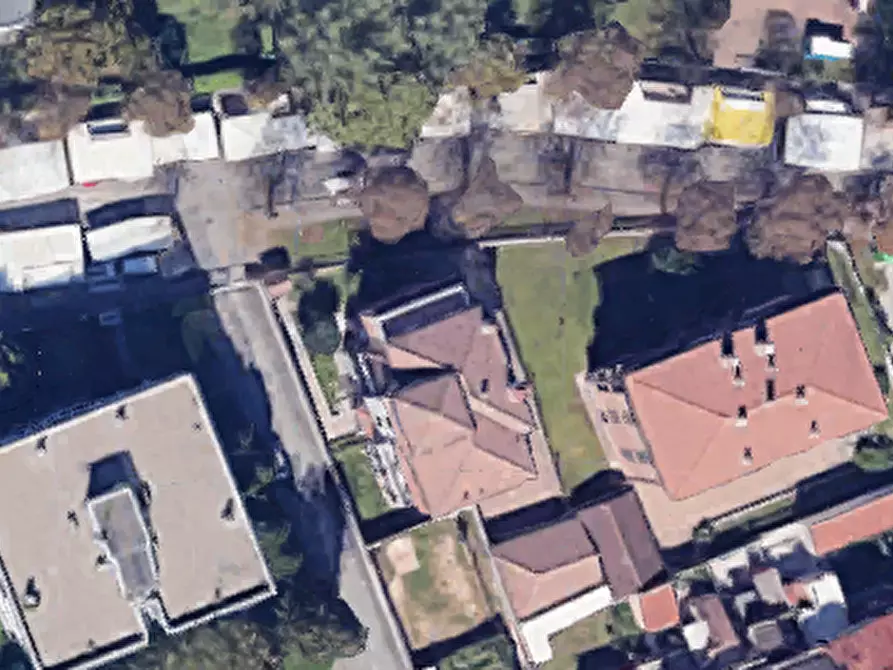 Immagine 10 di Posto auto in vendita  in Via Friuli a Lacchiarella