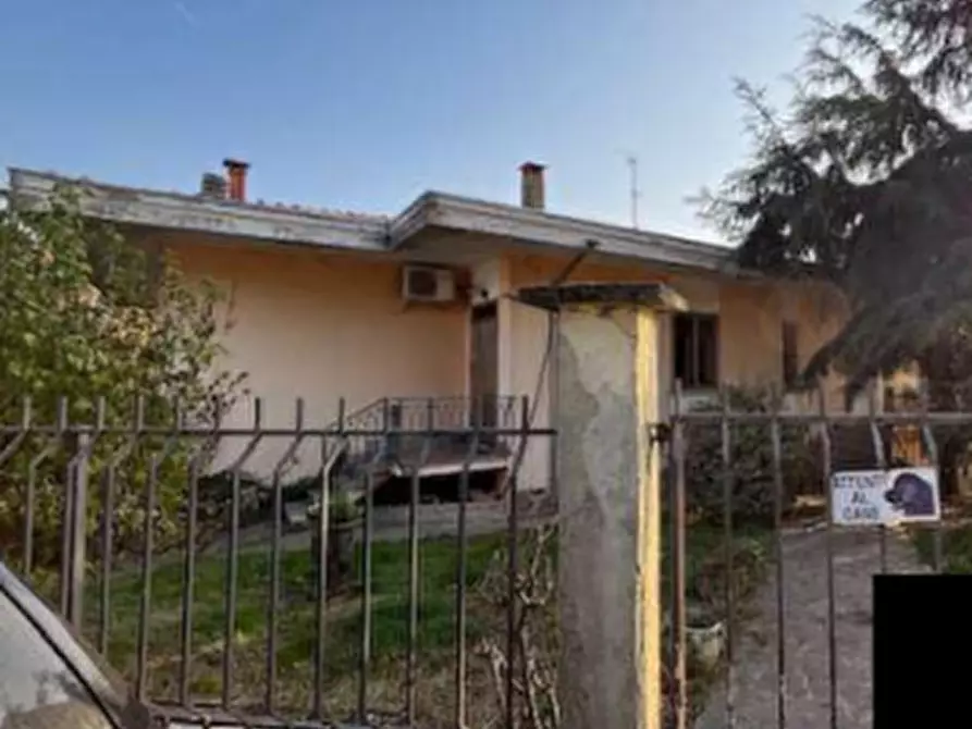 Immagine 1 di Porzione di casa in vendita  in Regione Montallegro  a Stradella