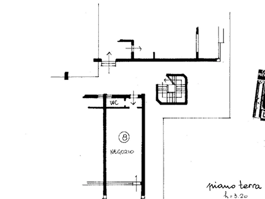 Immagine 22 di Negozio in vendita  in Viale Aprilia Marittima a Latisana