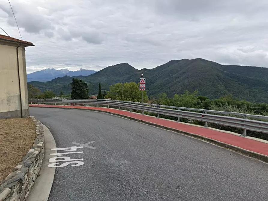 Immagine 2 di Porzione di casa in vendita  in Via Serralta a Podenzana