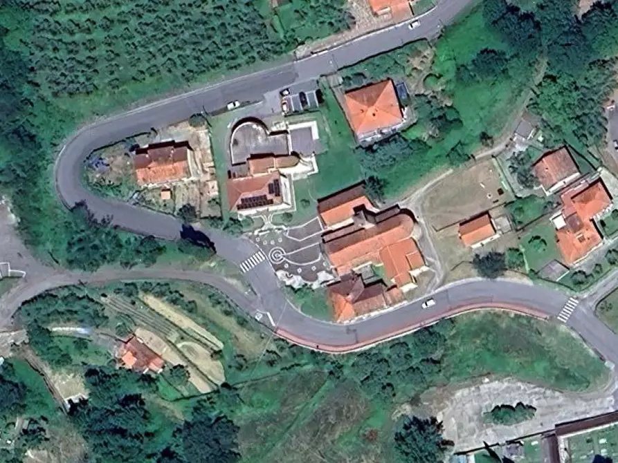 Immagine 10 di Porzione di casa in vendita  in Via Serralta a Podenzana