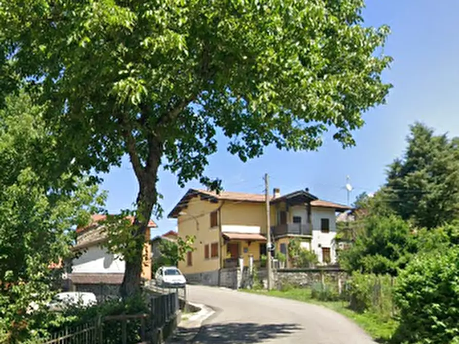 Immagine 5 di Appartamento in vendita  in strada Vecciatica a Monchio Delle Corti