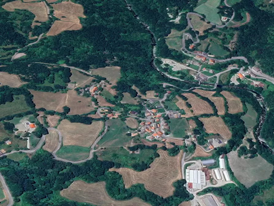Immagine 9 di Appartamento in vendita  in strada Vecciatica a Monchio Delle Corti