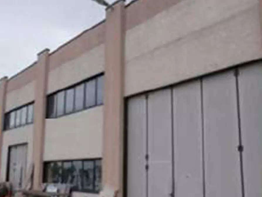 Immagine 1 di Capannone industriale in vendita  in strada Quingenti a Parma