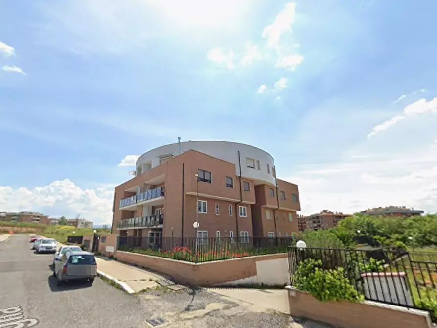 Immagine 17 di Appartamento in vendita  in Via Cardinale Luigi Traglia a Roma