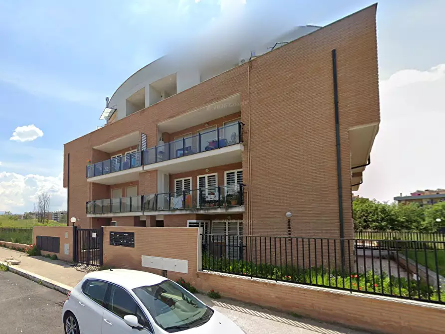 Immagine 6 di Appartamento in vendita  in Via Cardinale Luigi Traglia a Roma