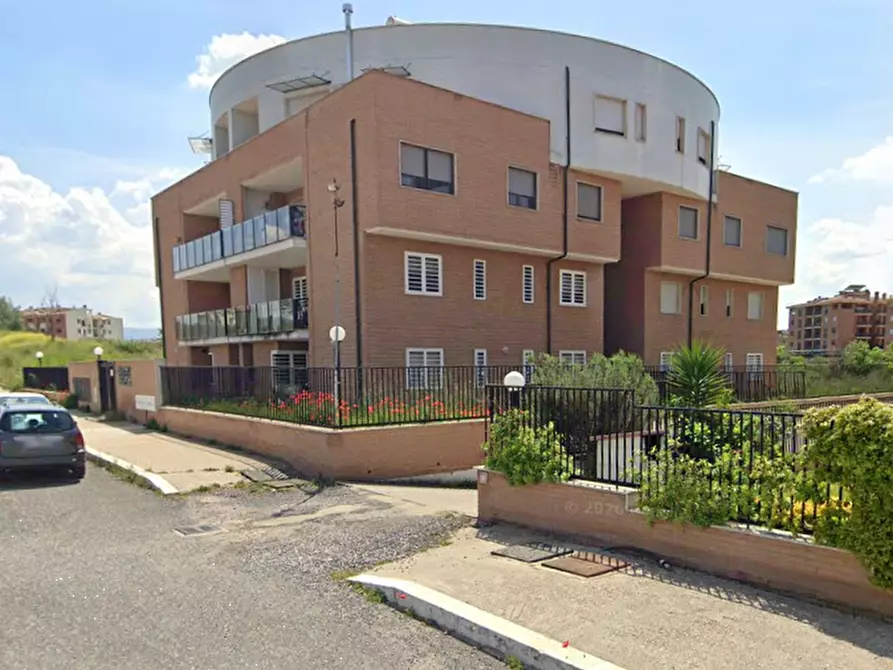 Immagine 8 di Appartamento in vendita  in Via Cardinale Luigi Traglia a Roma