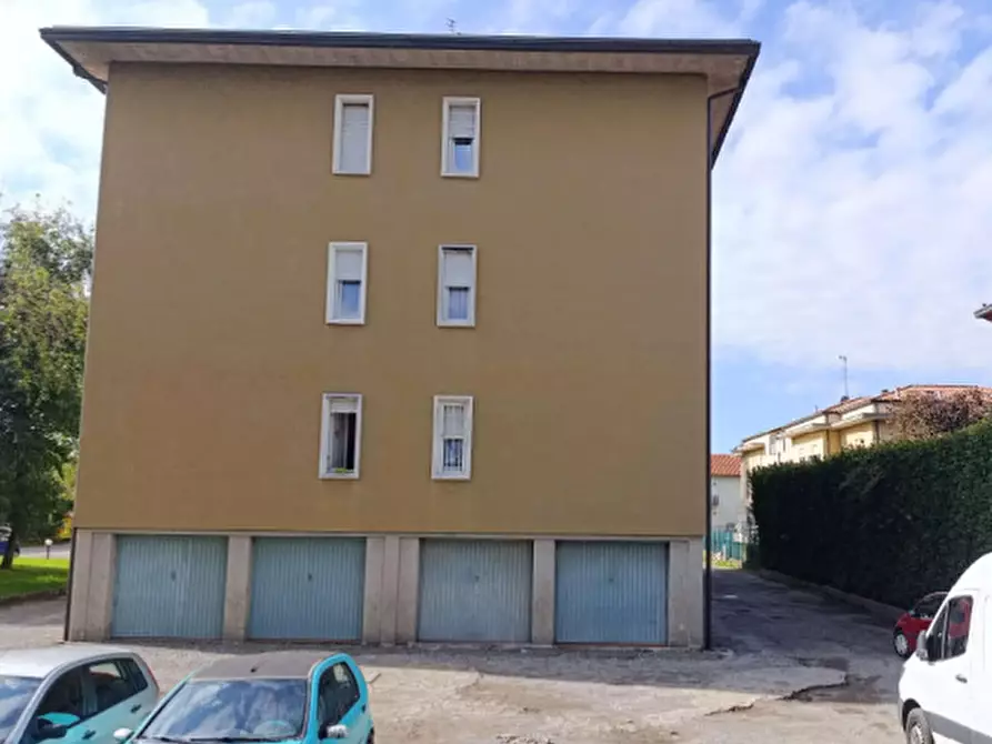 Immagine 6 di Appartamento in vendita  in Via Sant'Ambrogio  a Mariano Comense