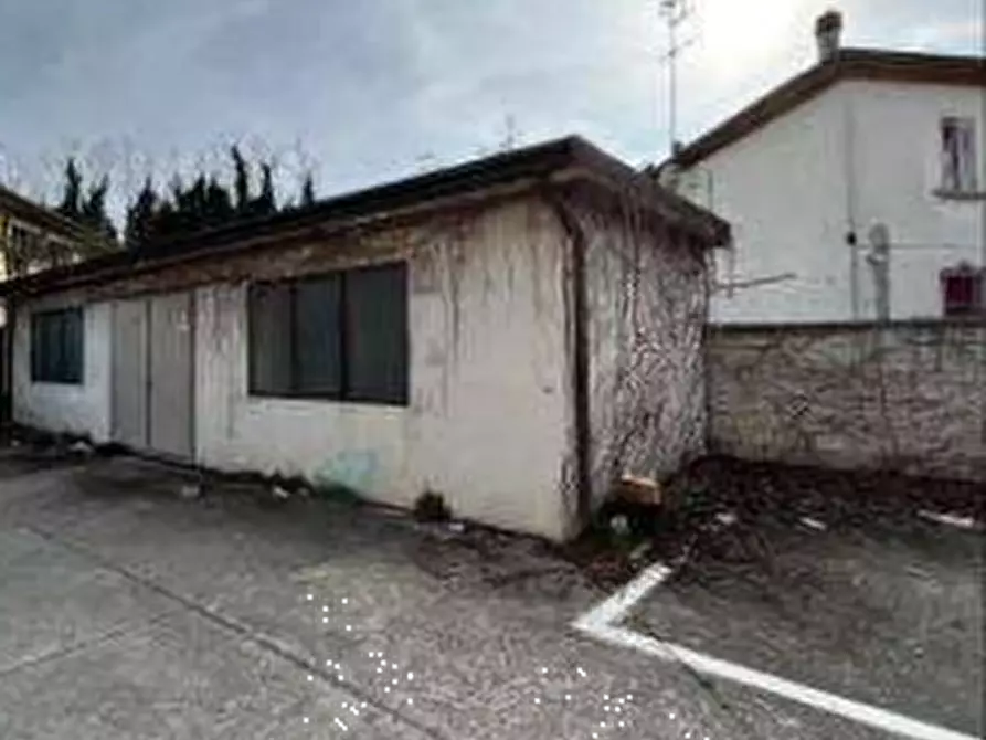 Immagine 1 di Capannone industriale in vendita  in Via di Mezzo a Argenta