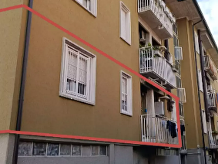 Immagine 1 di Appartamento in vendita  in Via Sant'Ambrogio  a Mariano Comense