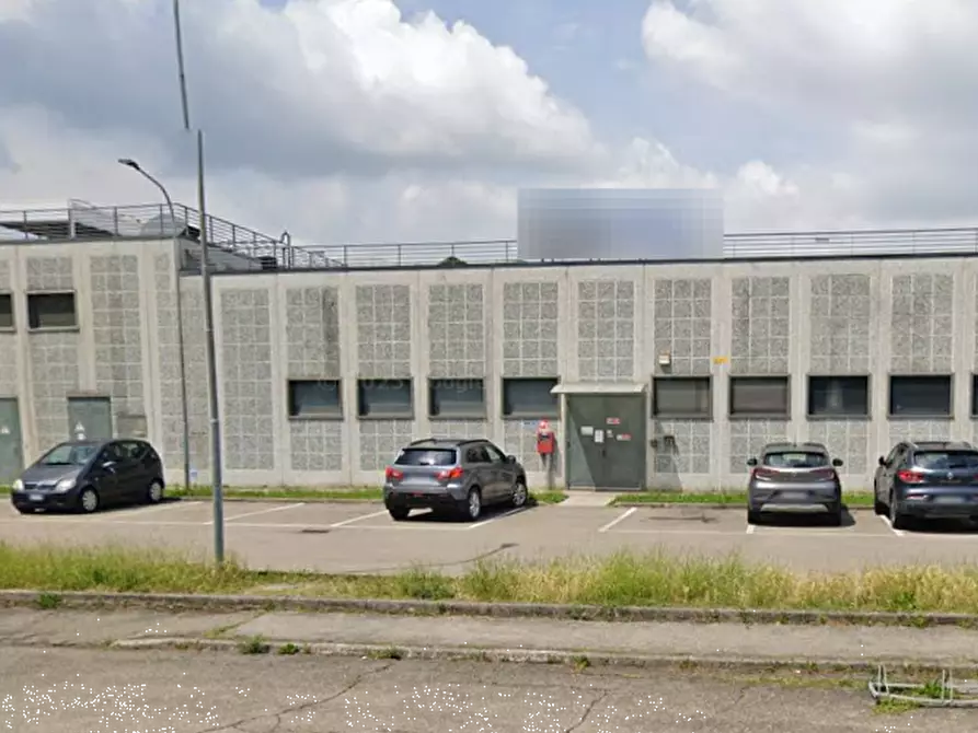 Immagine 1 di Negozio in vendita  in Piazzale Marco Polo a San Felice Sul Panaro