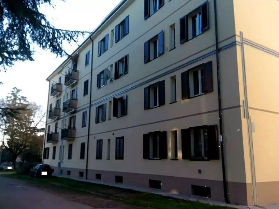 Immagine 1 di Appartamento in vendita  in Viale Giovanni Boccaccio  a Busto Arsizio